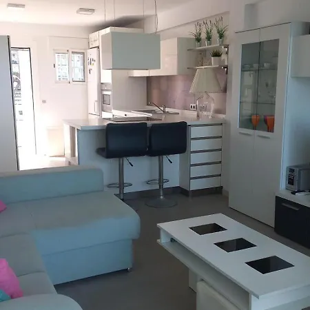 Sol Porlamar Apartment